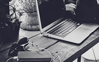 kering-中国女篮出征世界杯 全队斗志昂扬，中国女篮世界大赛