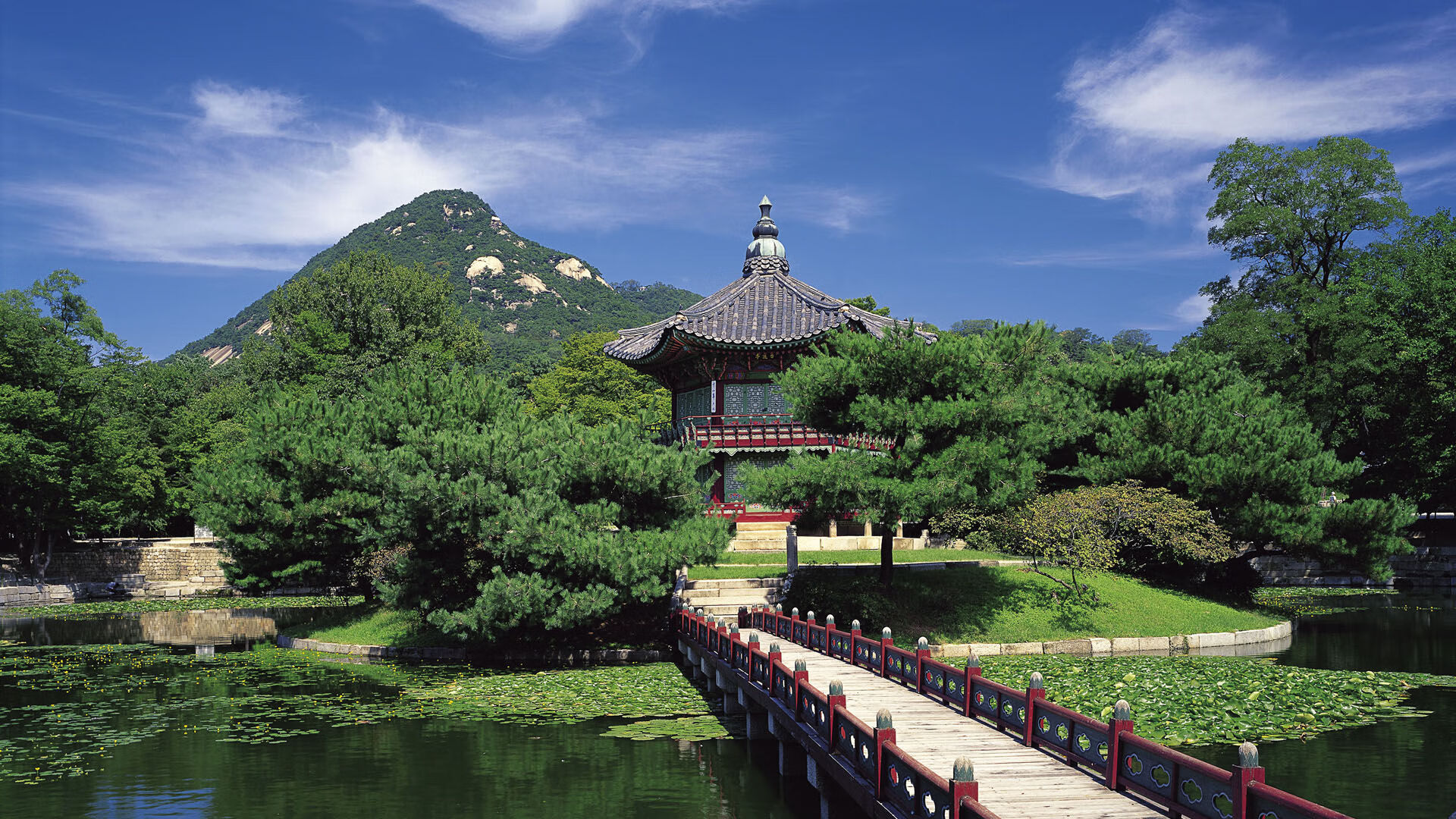 kaiyun.com-足球俱乐部青训体系日臻完善，足球俱乐部青训发展计划